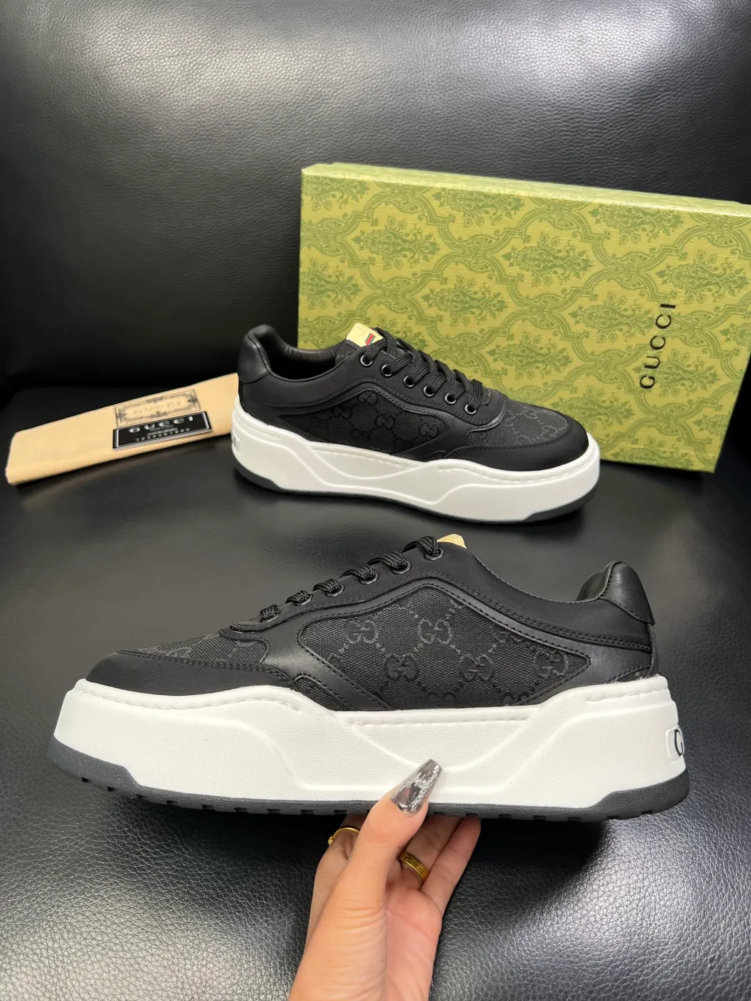 Men's shoes 💰820 Gucci high quality top crafts Gucci counter new original factory configuration, imported cowhide patchwork fabric from Italy, imported cowhide lining, breathable and comfortable, sole: original factory special supply original sole super comfortable, original factory and single goods, welcome to compare, code number 38-44 (customized 45 46)